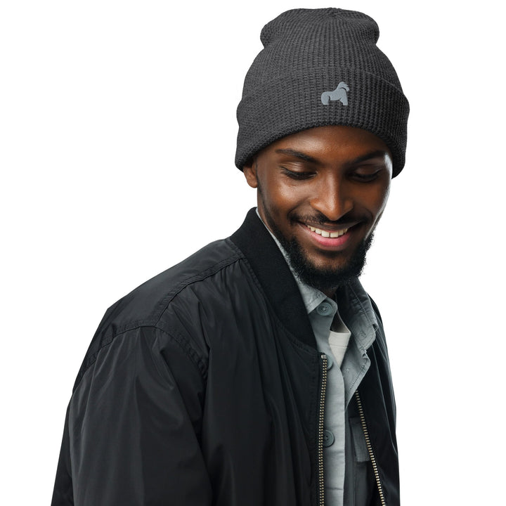 Gorilla-waffle-beanie-heather-charcoal-front-653d1dd4b6c75-min